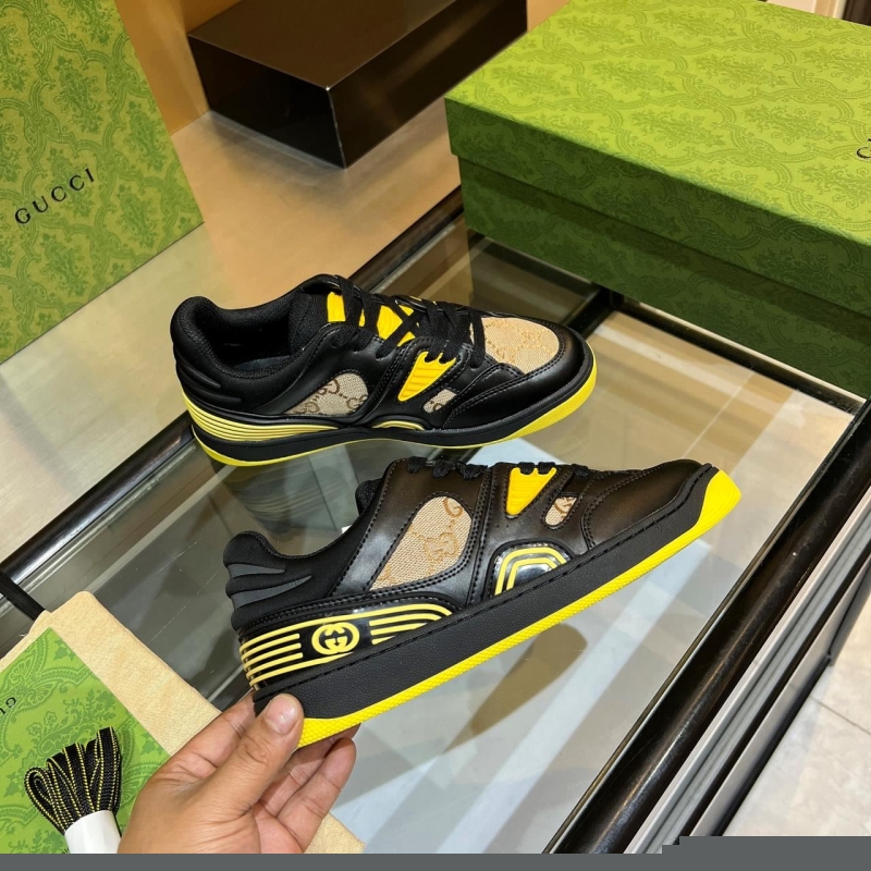 G*u*i casual shoes